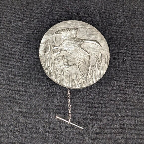 Mallard Duck Vintage Ms Dee Genuine Pewter Tie Tack - Picture 3 of 3